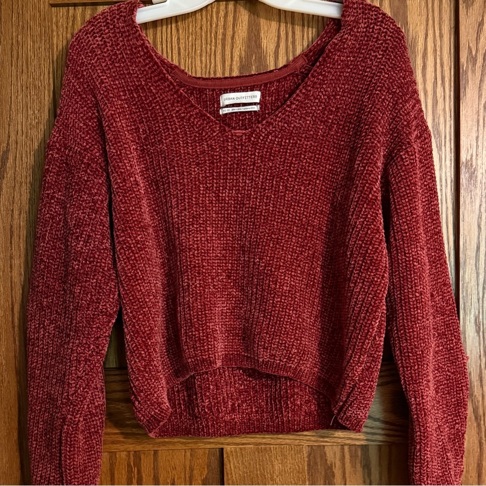 Urban Outfitters Burgundy V-Neck Sweater / Off-the-Shoulder